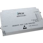 مضخم طاقة عالي النطاق العريض، متعدد الأوكتاف، بنطاق تردد من 20 MHz إلى 520 MHz، بكسب قدره 47 dB وطاقة خرج تبلغ 50 W