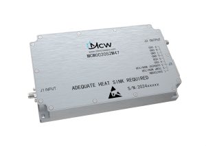 Broadband high-power amplifier with a frequency range from 20 MHz to 520 MHz, multi‑octave, with a gain of 47 dB and an output power of 50 W