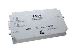 Broadband high-power amplifier with a frequency range from 700 MHz to 2700 MHz, multi‑octave, with a gain of 47 dB and an output power of 50 W