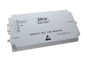 Broadband high-power amplifier with a frequency range from 4400 MHz to 5000 MHz, multi‑octave, with a gain of 47 dB and an output power of 50 W